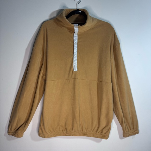 Urban Outfitters Other - Urban Outfitters Tan Fleece Pullover Snap Neck Sweatshirt Cozy Neutral L